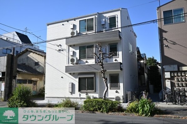 APT西新井の物件外観写真